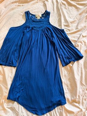 Mystique Boutique Navy Lace Overlay Tank